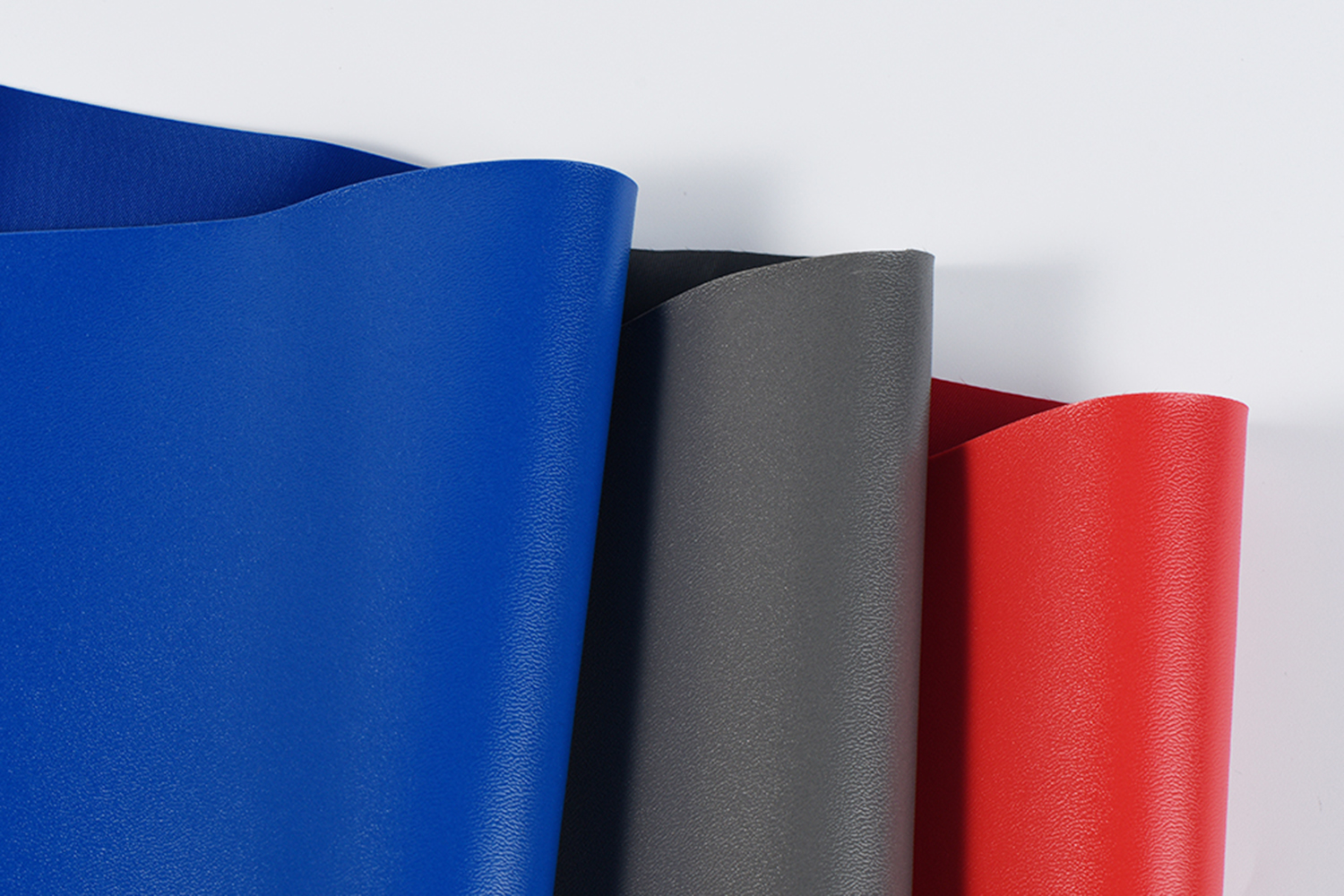 PVCスポンジ0.7mmを備えたナイロン272ツイル